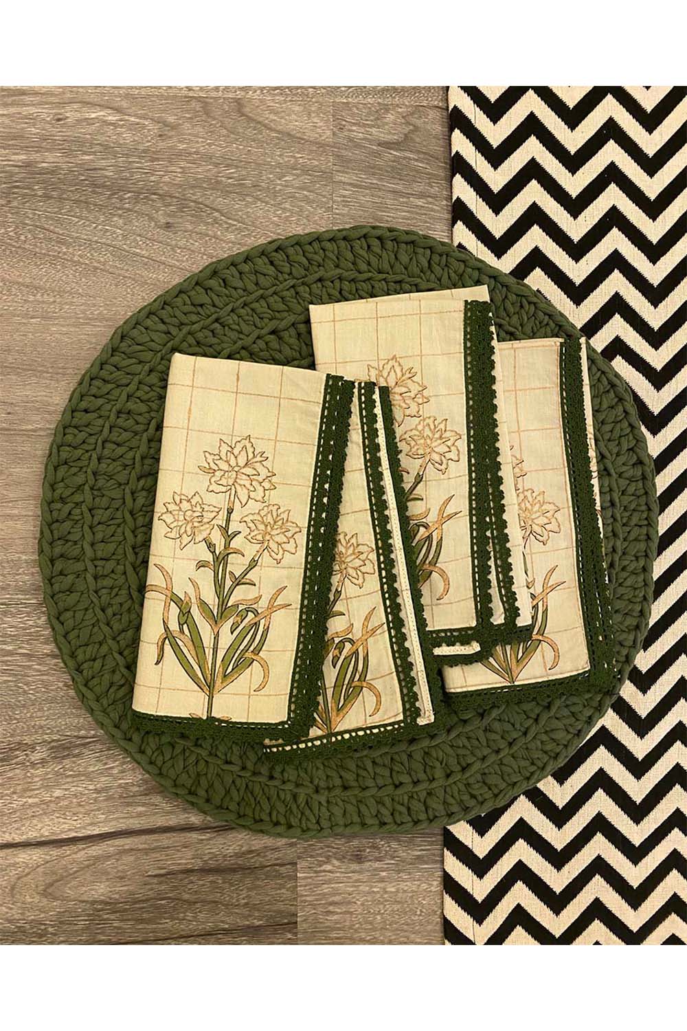 Verandah Olive Mat & Napkin Set